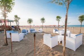 Private beach nearby - Park Hotel Villa Americana (Rodi Garganico)