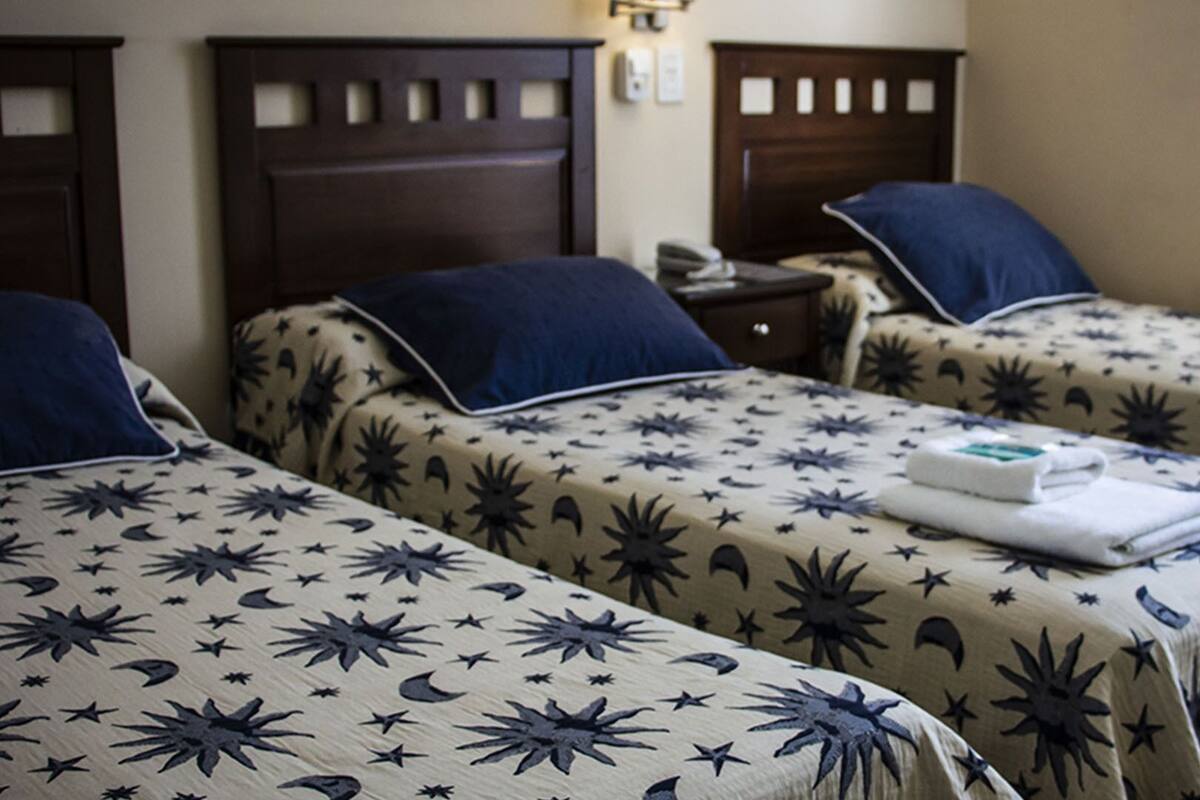 Room, 3 Single Beds