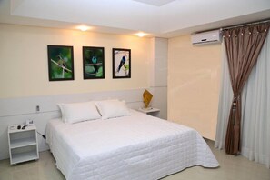 Minibar, in-room safe, blackout curtains, free WiFi