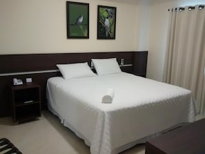 Minibar, in-room safe, blackout drapes, free WiFi - Hotel Sollievo (Irati)