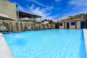 Outdoor pool - Pousada Flores do Mar (Ipojuca)