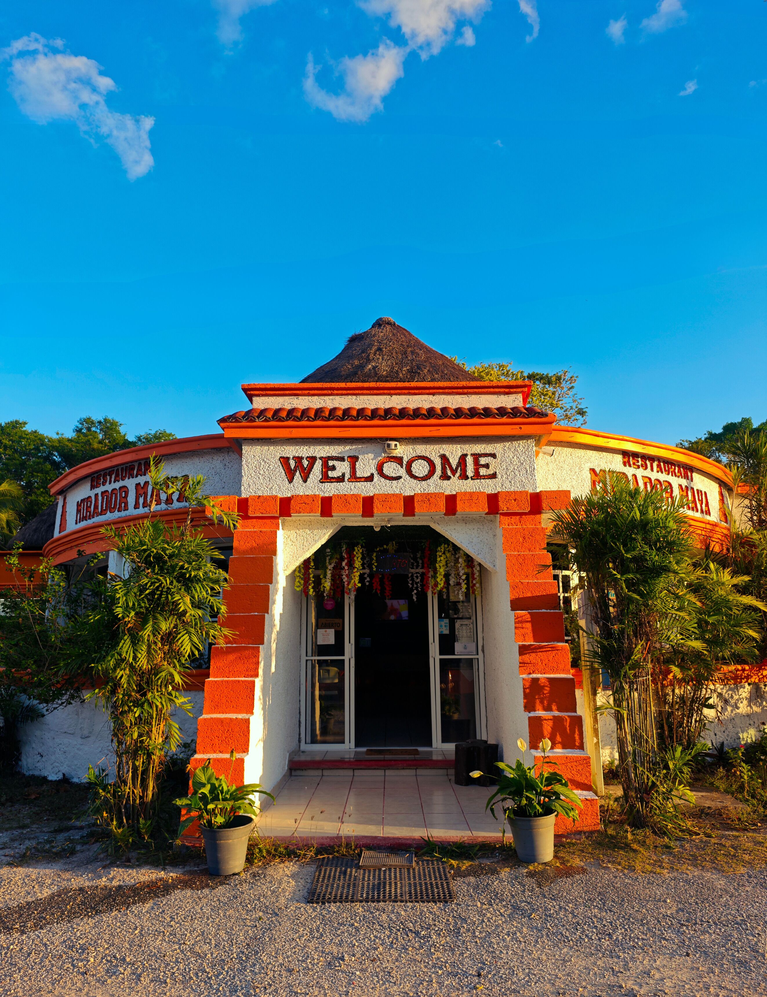 Breakfast, lunch, dinner served; international cuisine 