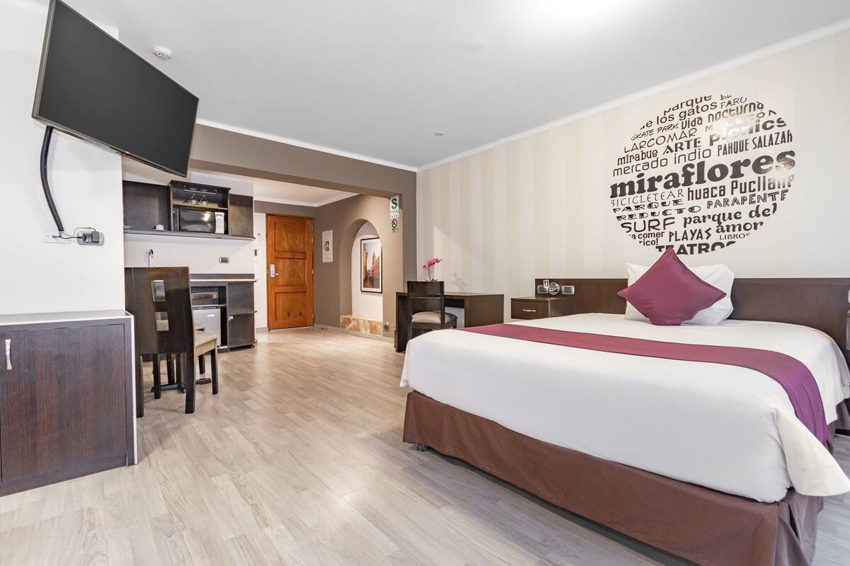 Phòng Executive | Bộ đồ giường cao cấp, minibar, két bảo mật tại phòng 