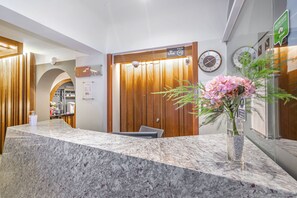 Smart TV 43 polegadas com canais a cabo, TV, Netflix