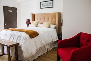 Standard Double Room, 1 Bedroom | Premium bedding, down comforters, pillowtop beds, in-room safe