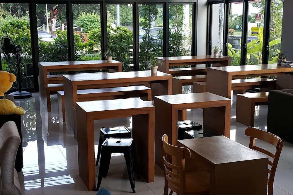 Bird Day Boutique Hotel
