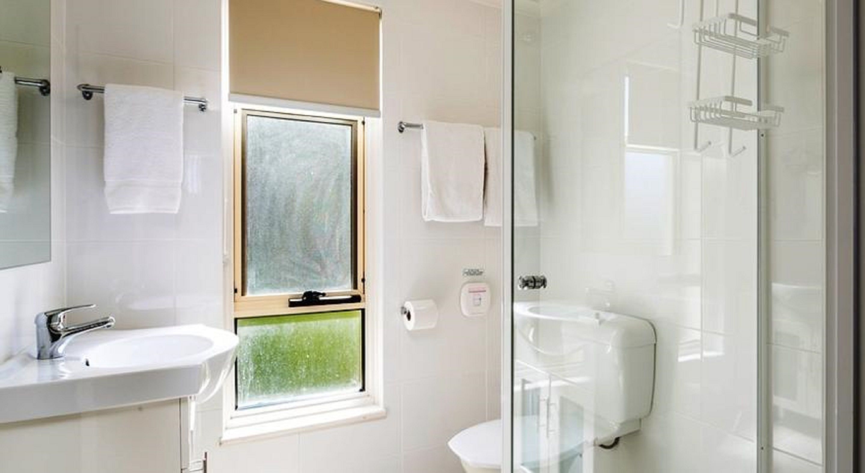 Appartement, 2 chambres, cuisine | Salle de bain | Douche, articles de toilette gratuits, sèche-cheveux
