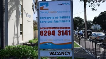 2 Bedroom Apartment | 2 bedrooms, in-room safe, iron/ironing board, free cribs/infant beds