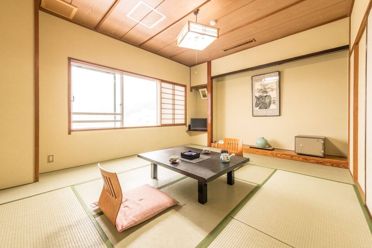 傳統客房, 非吸煙房 (Japanese Style, 10 Tatami-mats) | 客房內保險箱