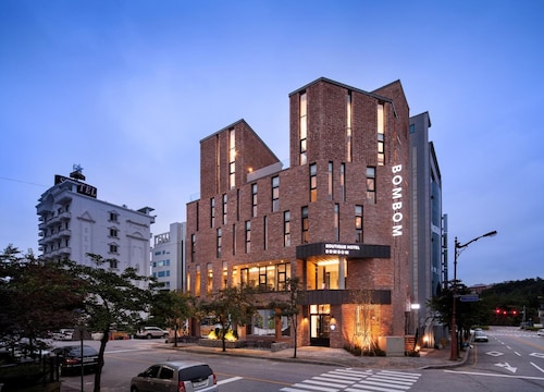 Gangneung Boutique Hotel Bombom