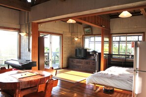 Villa, no fumadores, vistas al mar (Terrace Room) | Wifi gratis y ropa de cama