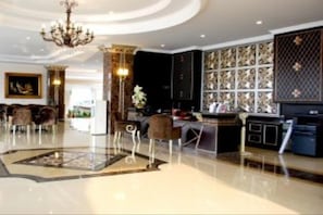 Reception - LK Grand Living Place (Pattaya)
