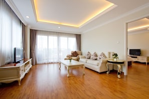 Executive Suite, 1 Bedroom, Smoking, City View | View from room