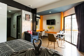 Coffres-forts dans les chambres, bureau, rideaux occultants