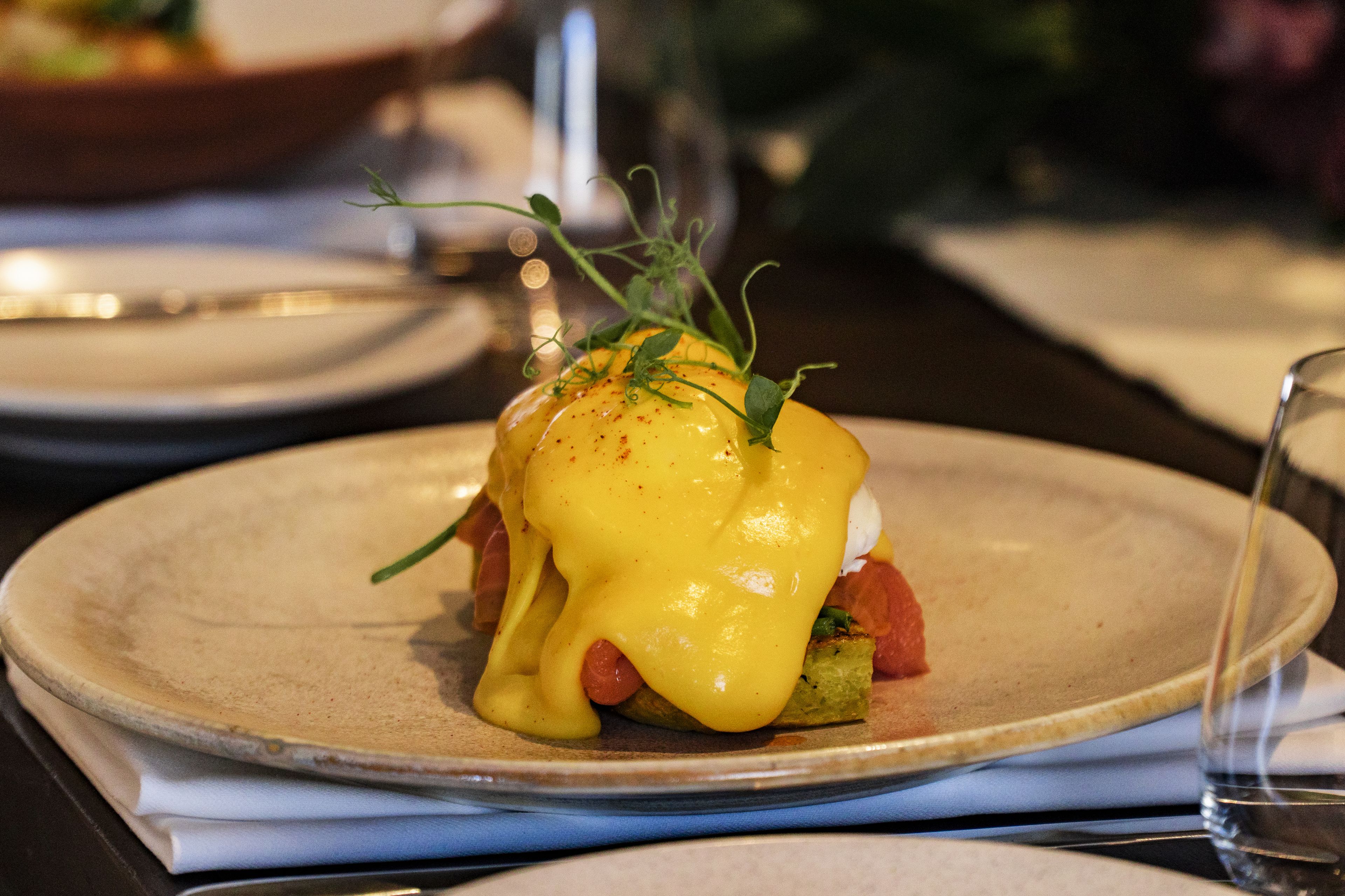 daily cooked-to-order breakfast for a fee