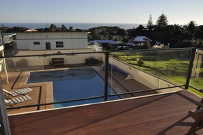 Deluxe Studio Suite, 1 King Bed, Ensuite, Sea View (Sunset Suite)