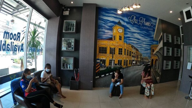 Flat-screen TV - Chaphone Guesthouse (Phuket)