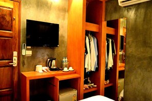 Rollaway beds, free WiFi - Chaphone Guesthouse (Phuket)