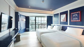 Cruise Cabin (Partial Seaview) Twin Bed | Minibar, in-room safe, desk, free WiFi