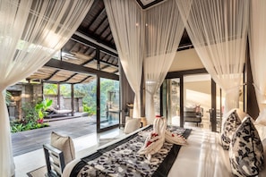 Premier Garden Villa | 1 bedroom, premium bedding, in-room safe, individually decorated - The Kayon Valley Resort Ubud (Ubud)