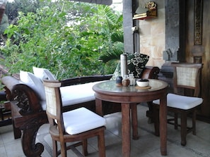 Villa, 2 chambres, vue jardin | Terrasse/Patio