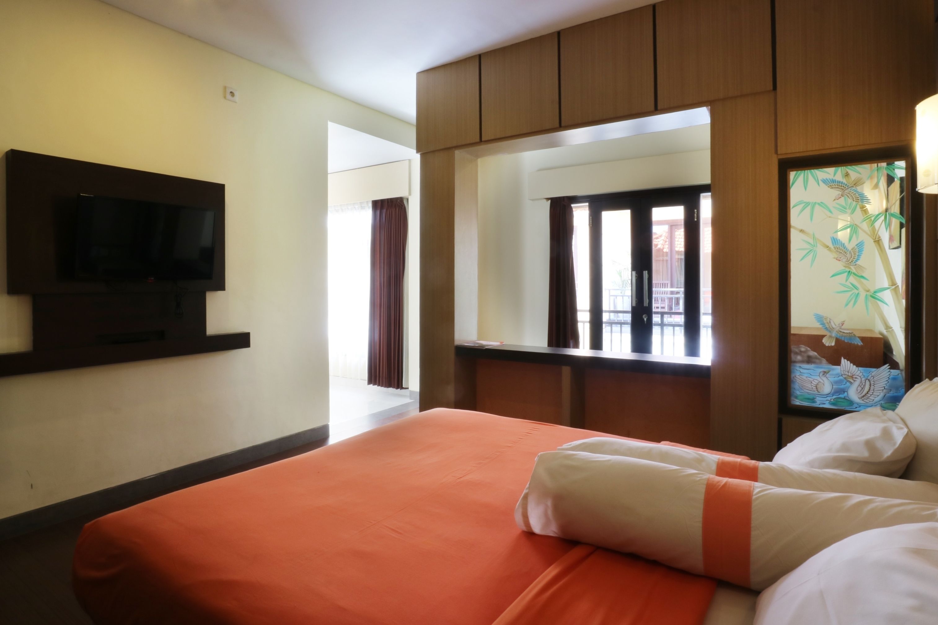 deluxe double room | desk, free wifi, bed sheets