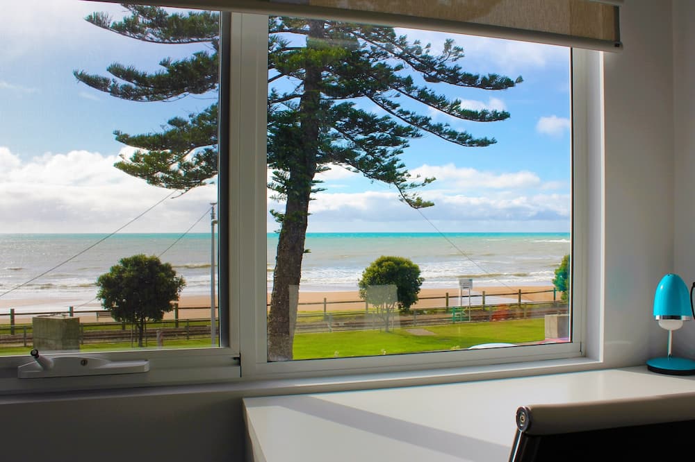 Beach Hotel
