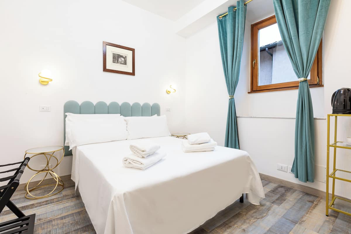 Economy Room | 1 bedroom, Egyptian cotton sheets, premium bedding, down comforters