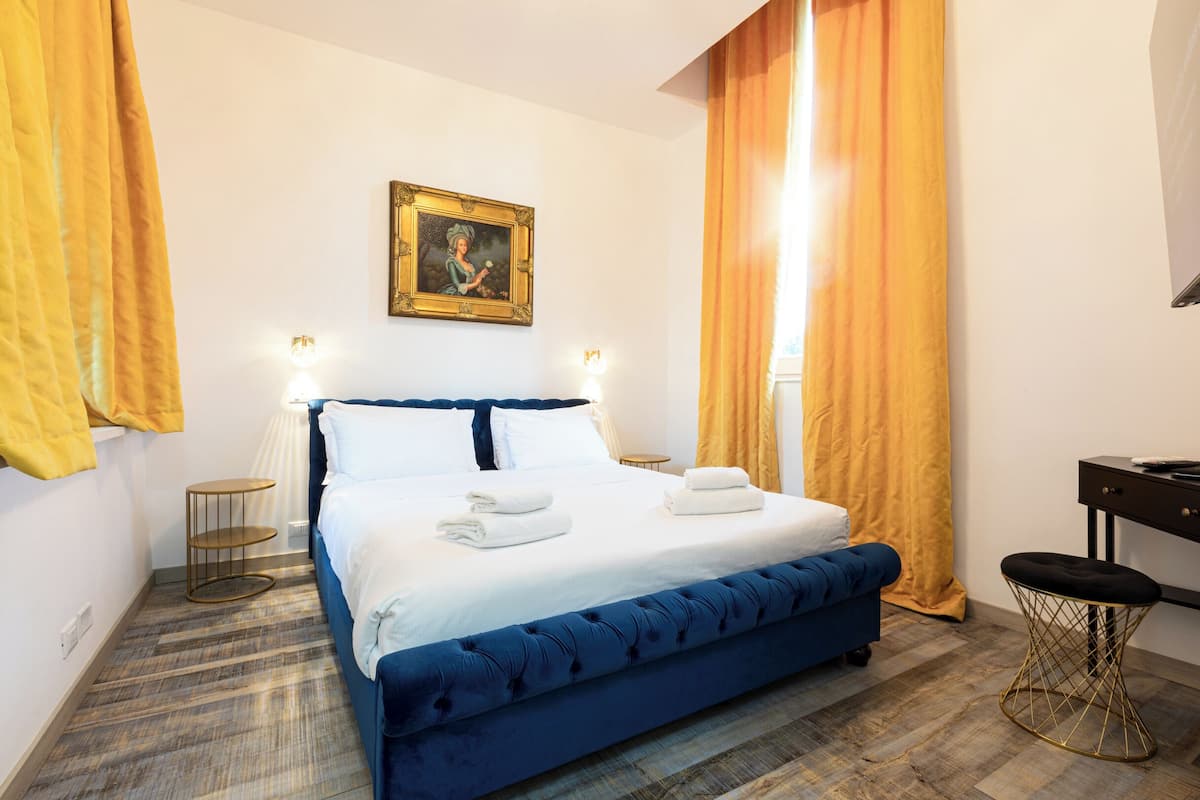 Junior Suite | 1 bedroom, Egyptian cotton sheets, premium bedding, down comforters