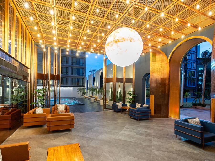 Área de estar no saguão