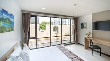 2 soverom, safe på rommet, skrivebord og blendingsgardiner