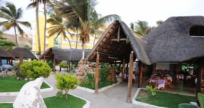 Hotel Ritz Sumbe