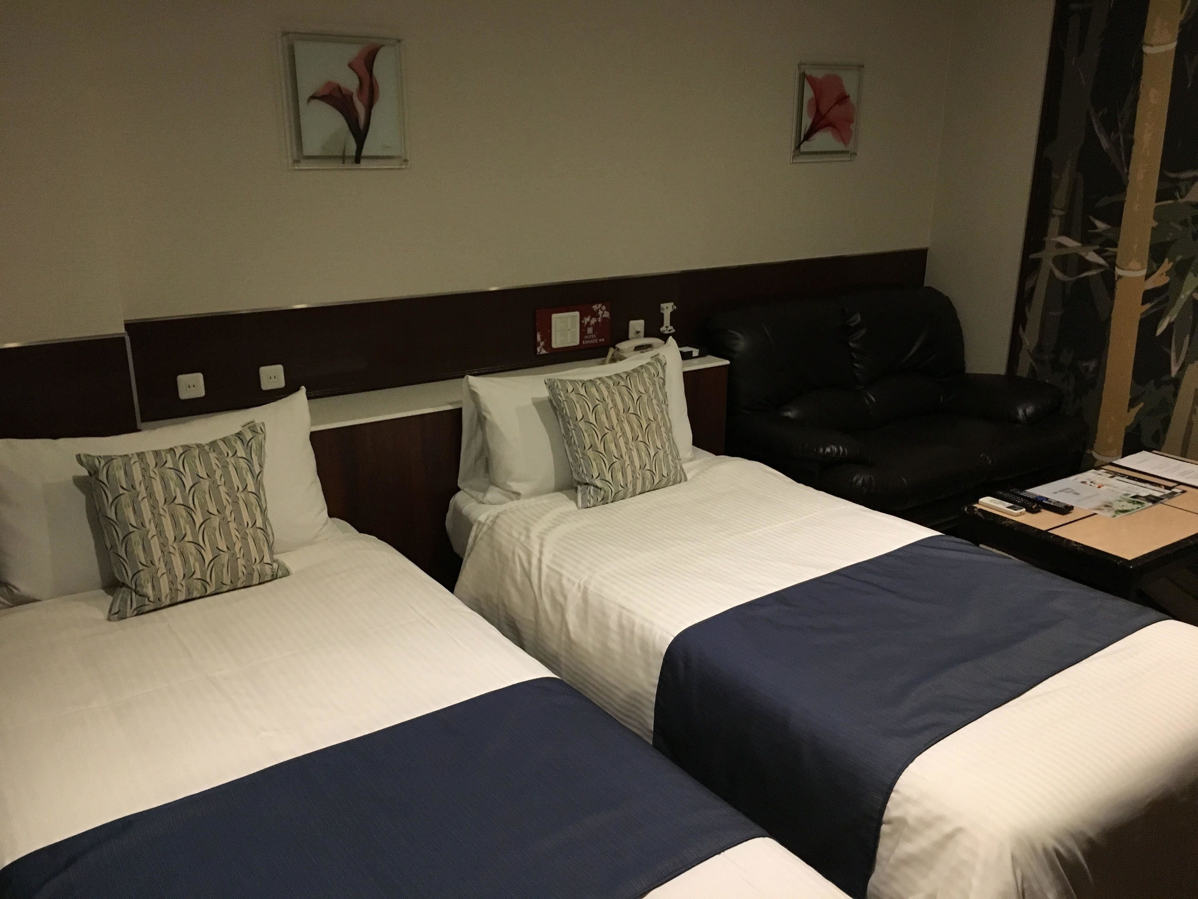 blackout curtains, free wifi