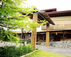 Front of property - J Park Hotel (Chonburi)