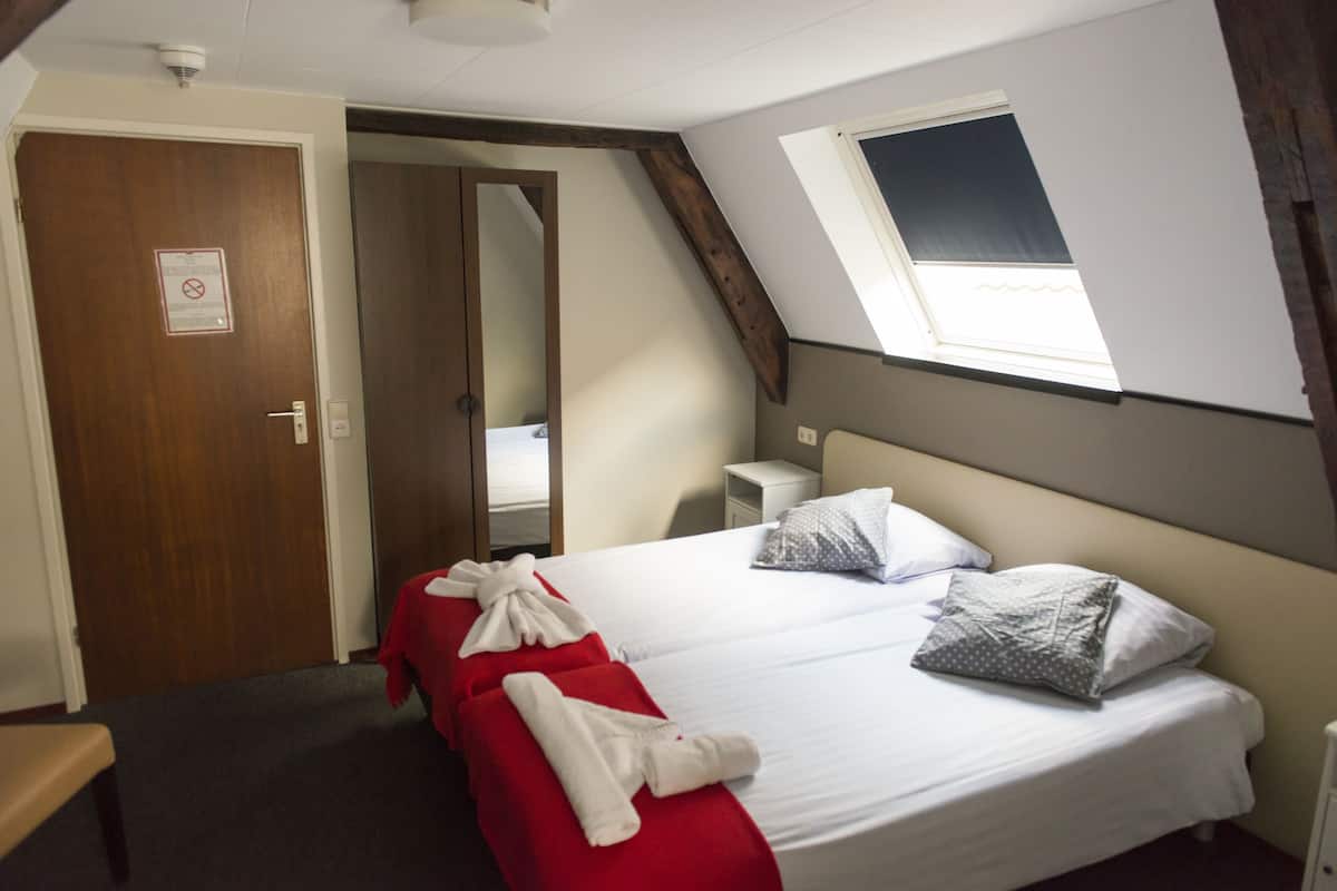 Family Room, 2 Bedrooms | Desk, iron/ironing board, rollaway beds, free WiFi