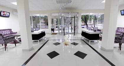 Hotel Ritz Waku-Kungo