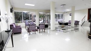 Lobby - Hotel Ritz Waku-Kungo (Waco Kungo)