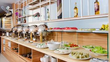 Free buffet breakfast