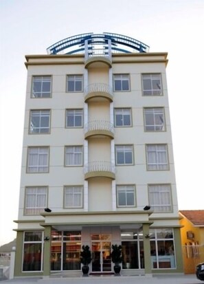 Fachada de la propiedad