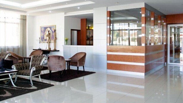 Unclassified image, 1 of 21, button - Hotel Ritz Aanisa (Calulo)