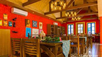 Wine bar