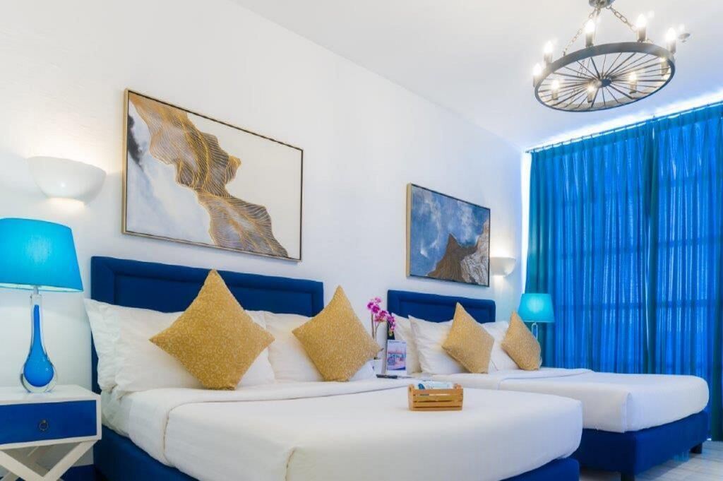 In-room safe, desk, free WiFi, bed sheets