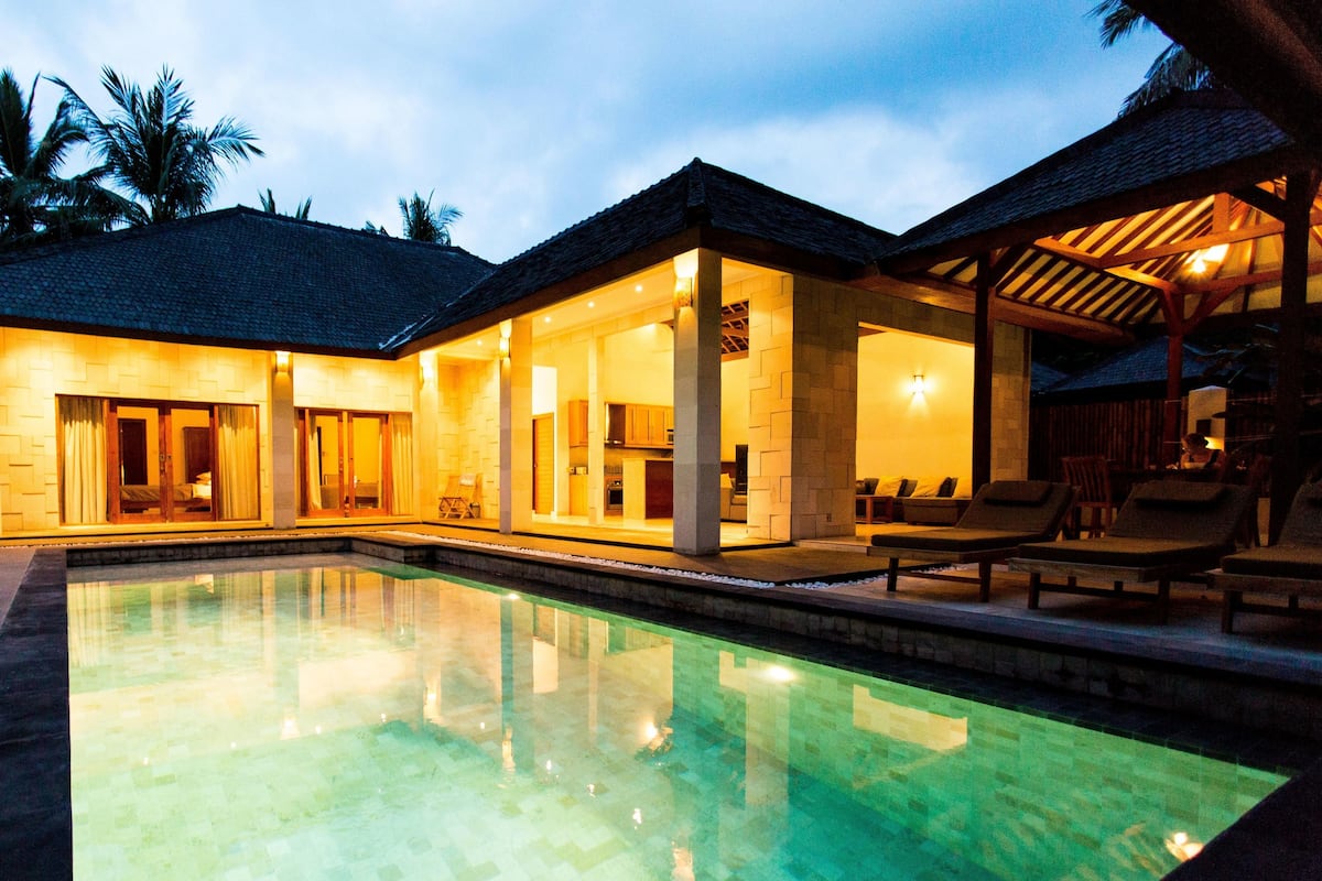 Deluxe Villa, 2 Bedrooms, Pool View | Terrace/patio