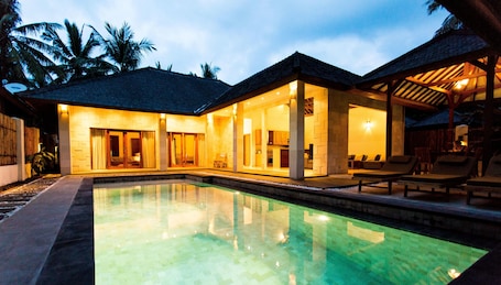 Deluxe Villa, 2 Bedrooms, Pool View | Terrace/patio