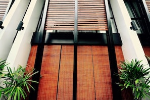 迷你吧、客房內保險箱、書桌、熨斗/熨衣板