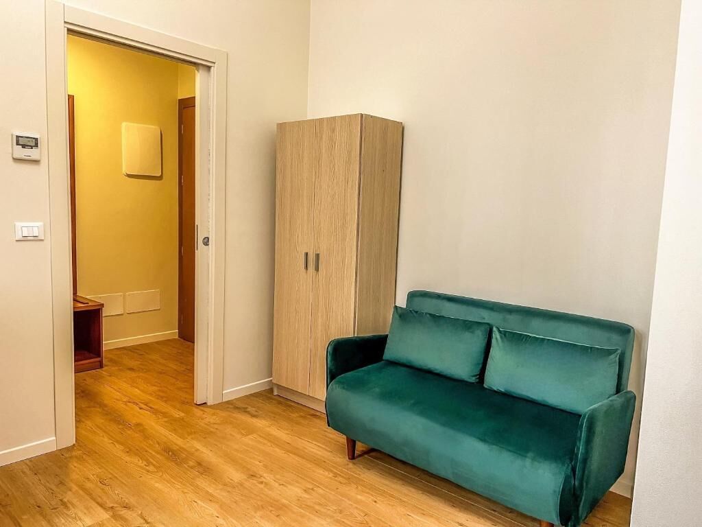 economy apartment | premium bedding, down duvets, in-room safe, desk