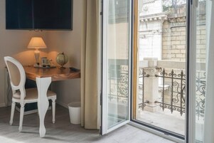 Suite (Liberty) | Premium bedding, down comforters, in-room safe, desk