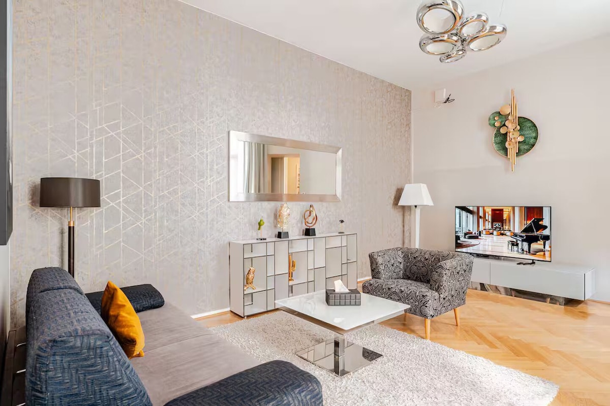 Apartamento conforto (Apartment 1 Bedroom,patio groundfloor) | Roupas de cama premium, cofres nos quartos, quartos à prova de som