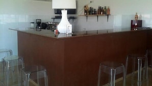 酒吧（店内）
