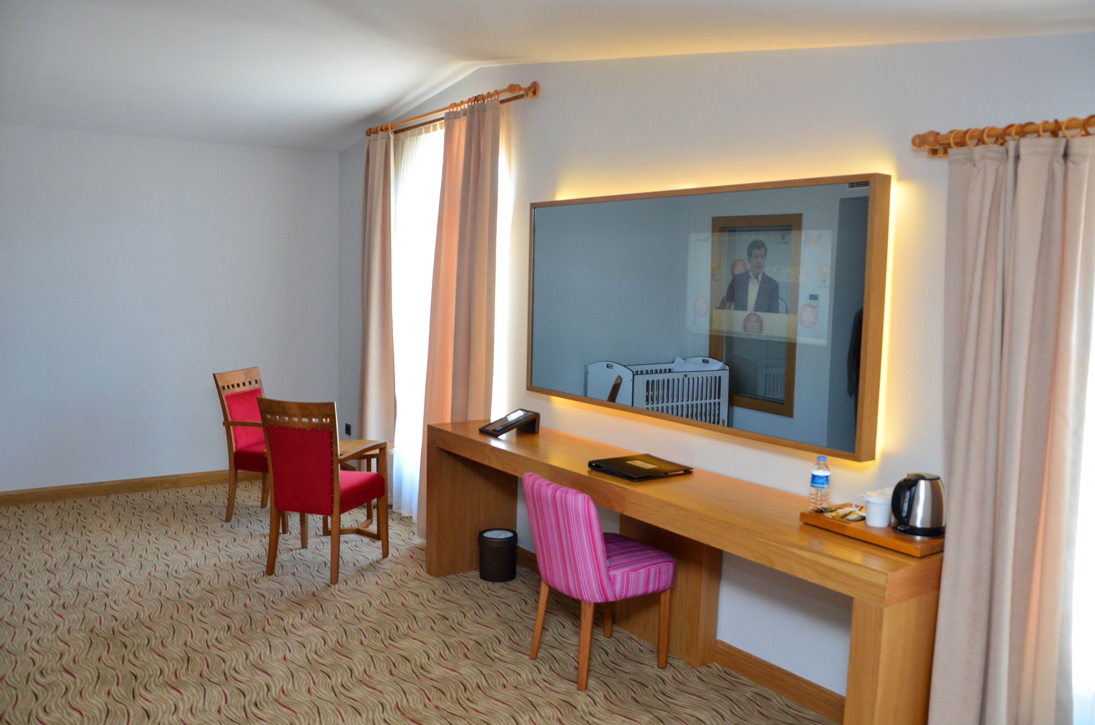 deluxe quadruple room | room amenity